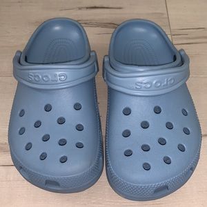 Women’s blue Crocs